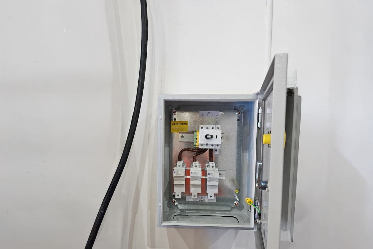 Kitchen electrical work